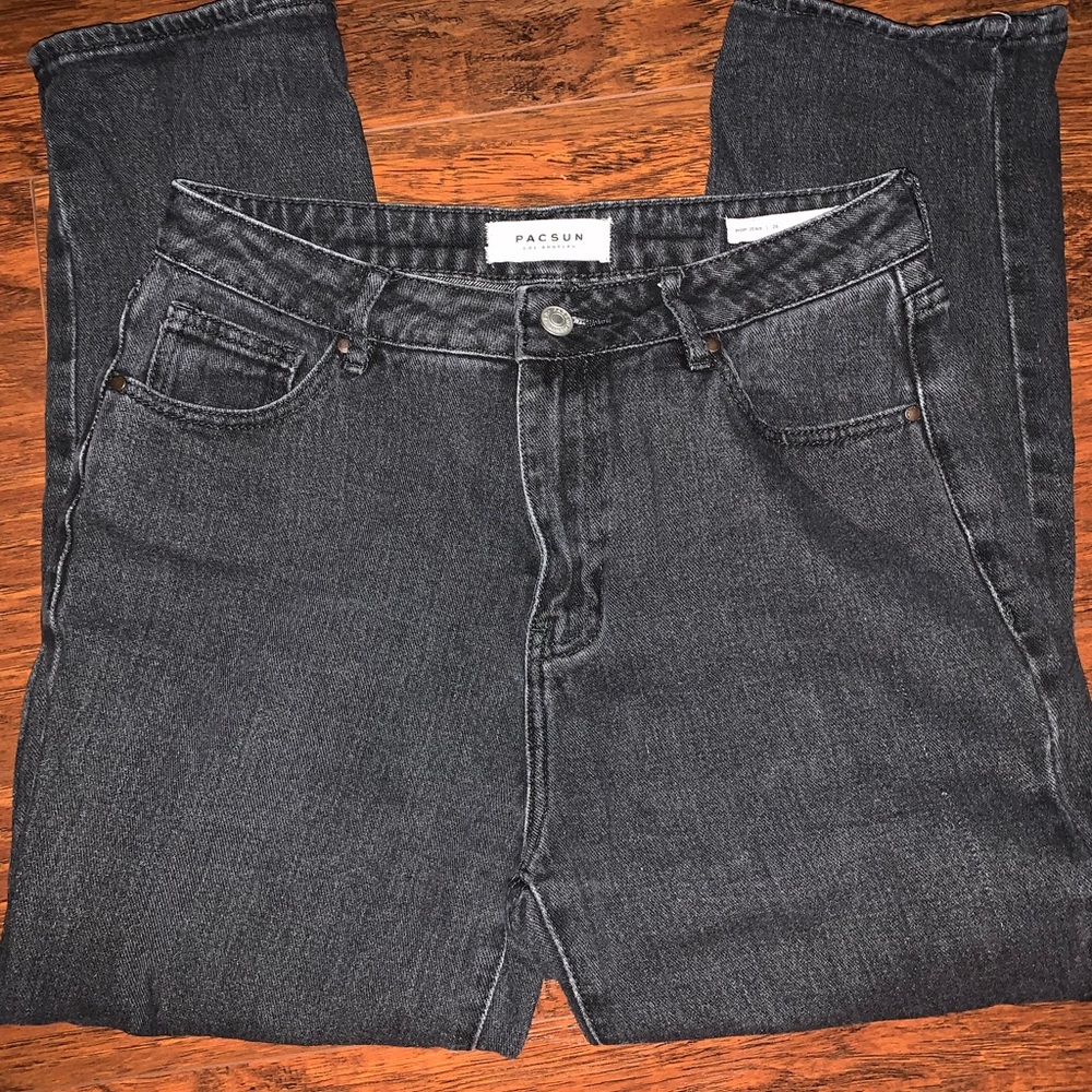 Black pacsun mom jeans size 28